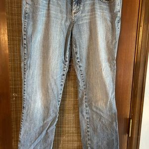 Women’s Guess jeans. Size 32 (12)